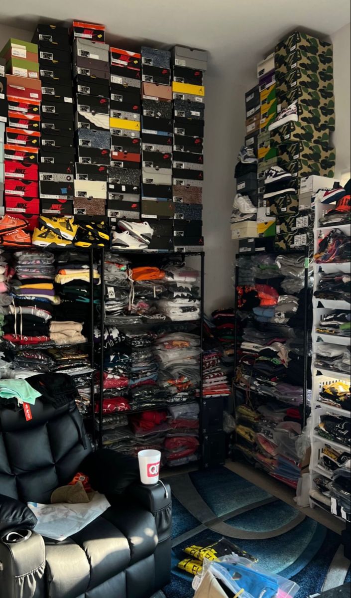 𝙋𝙖𝙨𝙨𝙞𝙤𝙣𝙣𝙚́𝙨 𝙙𝙚 𝙨𝙣𝙚𝙖𝙠𝙚𝙧𝙨, 𝙣𝙤𝙪𝙨 𝙥𝙧𝙤𝙥𝙤𝙨𝙤𝙣𝙨 𝙙𝙚𝙨 𝙢𝙤𝙙𝙚̀𝙡𝙚𝙨 𝙩𝙚𝙣𝙙𝙖𝙣𝙘𝙚 𝙖𝙪 𝙢𝙚𝙞𝙡𝙡𝙚𝙪𝙧 𝙥𝙧𝙞𝙭.